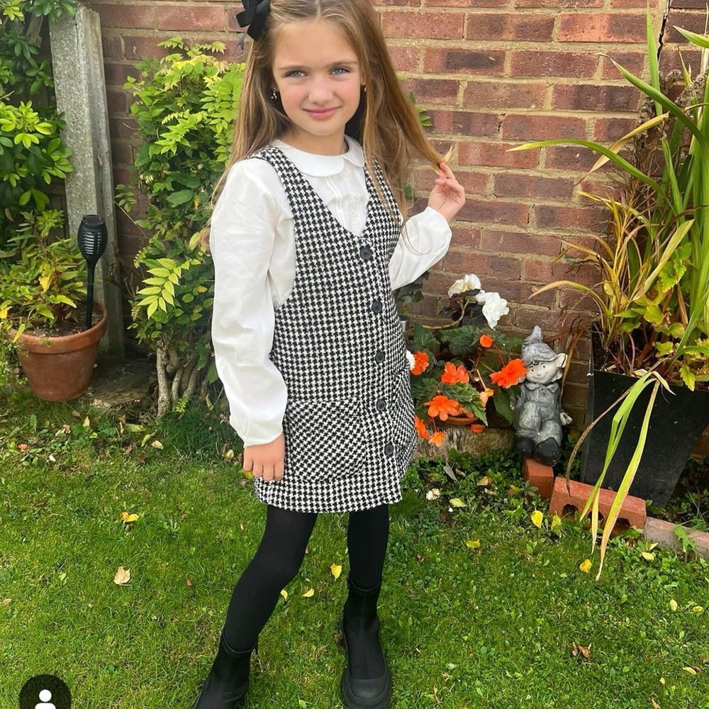 Zara houndstooth pinafore dress blogger favorite